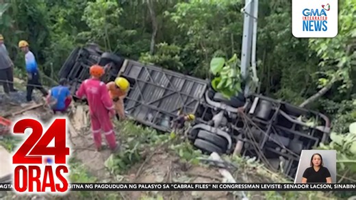 Katatapos lang ng Pasko pero trahedya na ang sinapit ng isang bus pa-Sorsogon nang mahulog ito sa bangin sa Camarines Sur. 4 sa 25 na pasahero ang nasawi. Nagtamo naman ng matinding sugat at wala pa ring malay ang isa sa mga nagsasalitang driver. Ayon sa pulisya, nakatulog umano ang driver ng bus. Pero sabi ng ilang pasahero, may inindang sakit ang driver kaya kinabig ng inspektor ang bus. | GMA News