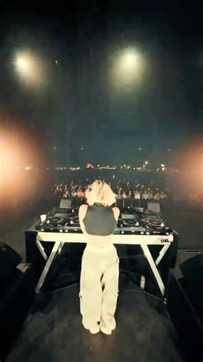 ⚡ One drop can change the entire vibe 🚀 #FYP #EDM #Music