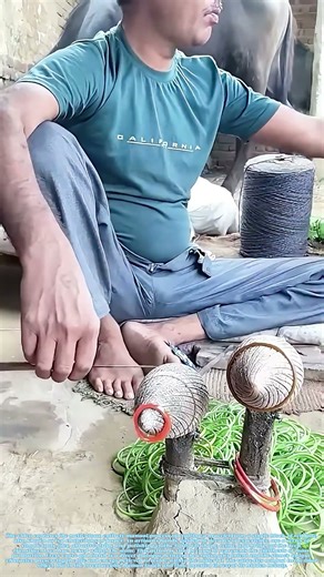 Forging Vermilion: The Hand-Carved Path of a Jade Bracelet