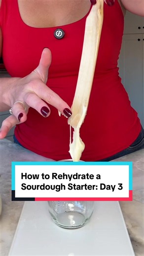 How to Rehydrate a Dehydrated Sourdough Starter DAY 3: Our First Discard & Feed! My starter actually took off after yesterday’s feeding. But don’t worry if yours hasn’t yet. Every starter is different and some take a little longer to wake back up. 📌 STEP-BY-STEP INSTRUCTIONS: 1. Transfer 10g of starter into your clean jar. 2. Add 20g of water and mix. 3. Add 30g of unbleached flour. 4. Mix thoroughly until no dry flour remains. 5. Cover loosely and leave at room temperature. 📌 IMPORTANT NOTES: