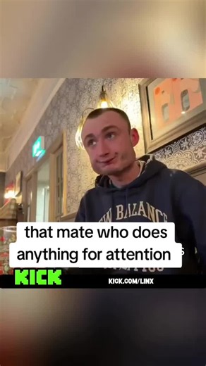 LINX in a local premise decided to pour his drink onto his head to impress his viewers is this just an insane level of attention seeking or is he in a state of mental cognitive decline? #kick #edmatthews #hstikkytokkylive #linx #adinross