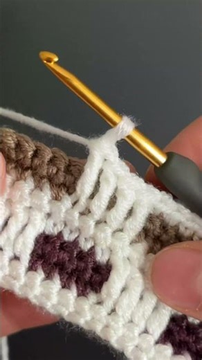 Everyone Is Obsessed With This Easy Crochet Stitch 😍 Perfect for Blankets