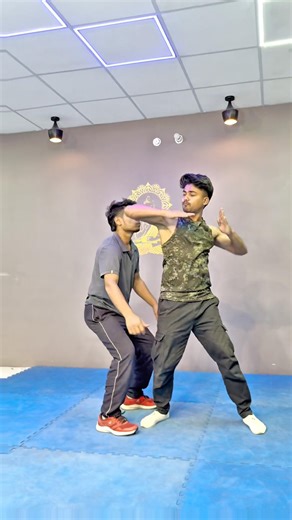 Master This Elbow Strike | Self Defense Tutorial#selfdefense #muaythai #kungfu #martialarts #shorts