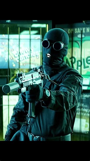 💥 "Dragged Across Concrete" (2018) – Intense Robbery Gone Wrong 🔫#shorts