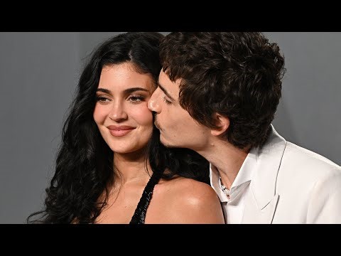 See Kylie Jenner, Timothée Chalamet Pack on PDA at Vanity Fair Oscars Party | Oscars 2026