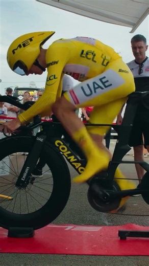 Tadej Pogacar even makes warm ups look like art 💛🎨