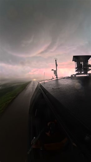 Check out this intercept of a violent barrel #tornado at birth in the Dominator 3 before shifting into search and rescue mode on June 20 this year near Spiritwood, North Dakota! This #tornado then roped out just north of the farmhouse it destroyed. We then saw the backside of the EF5 #tornado producer in Enderlin, North Dakota. Never stop chasing | Reed Timmer Extreme Meteorologist