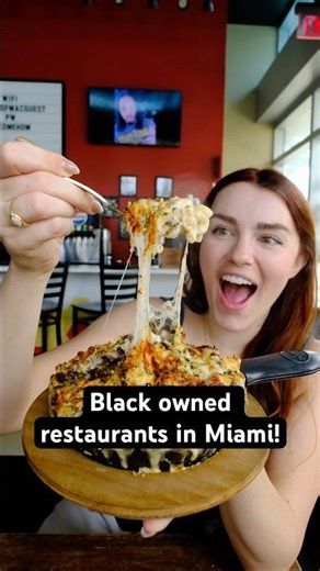 Eating at black owned restaurants in Miami! #miamifood #blackownedbusiness #macandcheese #hotdog