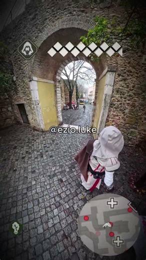 WHEN EZIO ASSASSINS CREED SHOWS UP IN REAL LIFE | PEOPLE CAN’T BELIEVE WHAT THEY SEE! #AC2