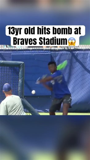 Little Leaguer hit a home run at SunTrust Park 😱💪