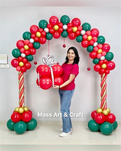 Christmas Balloon Arch at home | MASS Art and Craft