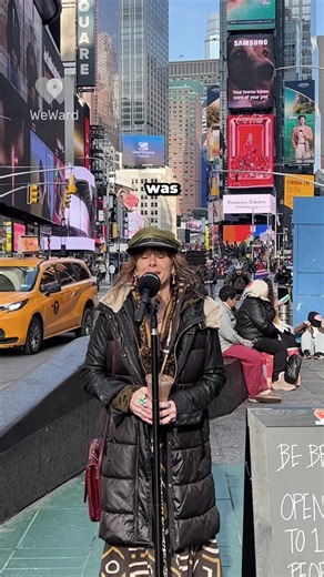 Sharing Dreams for 2026 in Times Square