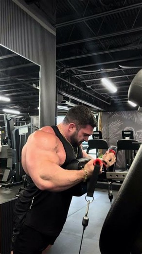 arms to finish off today’s workout💪🏻