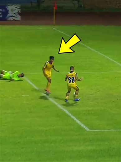 Unselfish Football Moments: Part 2