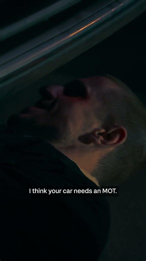 Carl gets crushed | Coronation Street