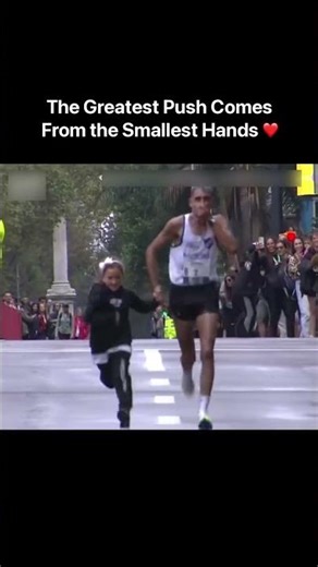 The Greatest Push Comes From the Smallest Hands 🥹❤️‍🩹