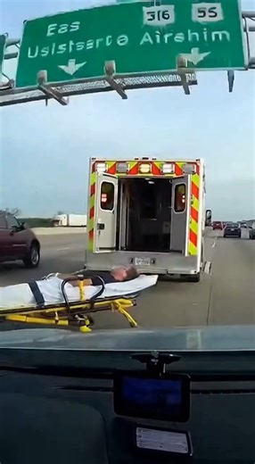 Stretcher Falls Out of Ambulance, Triggers Chain-Reaction Crashes A chaotic scene unfolded on a busy roadway when a stretcher fell out of the back of a moving ambulance, causing several drivers behind it to brake and swerve, leading to multiple crashes. The incident occurred along Route 19, where witnesses say the unsecured stretcher slid onto the road, narrowly missing nearby vehicles before traffic came to an abrupt halt. Several cars collided while trying to avoid the obstruction, resulting i