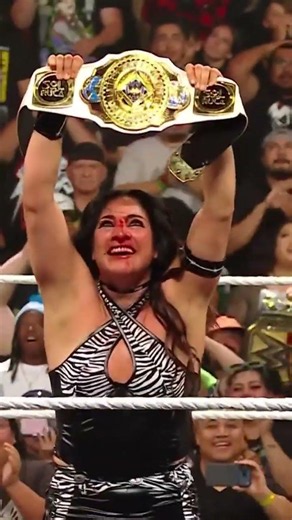 #ANDNEW INTERCONTINENTAL CHAMPION… Raquel Rodriguez! 😳 #WWERaw