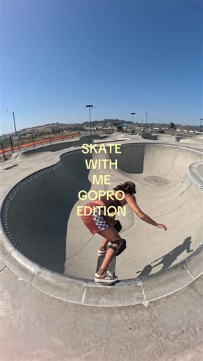 first time using @GoPro at the skatepark hehehe #skatergirl #skateparks #skate #vibe #gopro