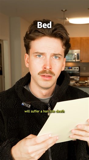 Minecraft Making Beds Explode For No Reason🤣