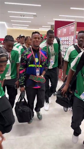 Super Eagles arrive the stadium in classic 1996 jersey 🇳🇬 📹 @PoojaMedia | GOAL Africa