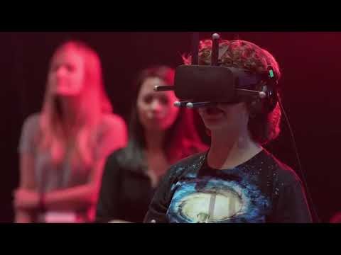 Stranger Things - Cast Reacts Virtual Reality in 2016