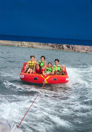 Disfruta de la Playa en Jalisco con Toti y Selene