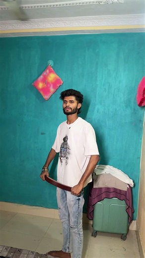 Aalu Ke Parathe 😂 #love #couple #trending #wife #GhunghatWali #viral