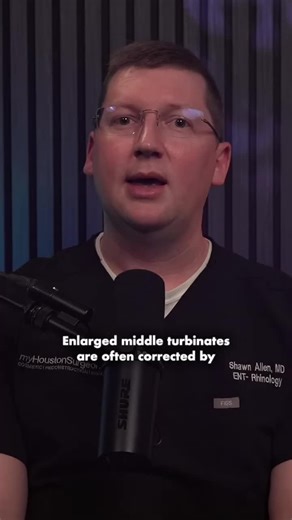 Enlarged middle turbinates can be managed through concha bullosa resection. 👃💢 . . . #nasal #turbinates #breathing #stuffy #nose #hypertrophy #obstruction #mucus #airway #sinus #rhinologist #surgeon #ent #ct #endoscopy #inflammation #turbinoplasty #lateralization #concha #bullosa #resection
