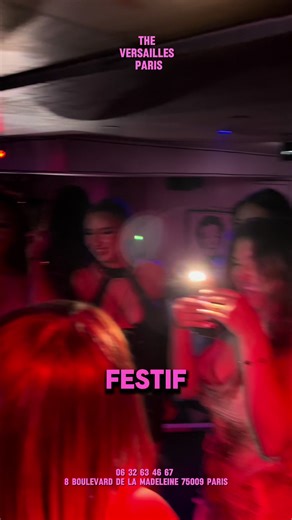 Réserve ta table au restaurant festif The Versailles