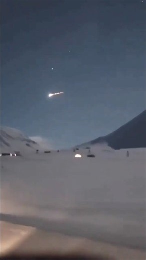 What a Meteor Looks Like Hitting the Atmosphere at 20,000 km/hr