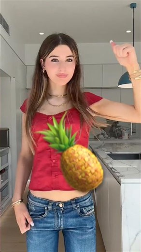 Which Fruit ? 🍍🍎🍋🍊🍉🍍