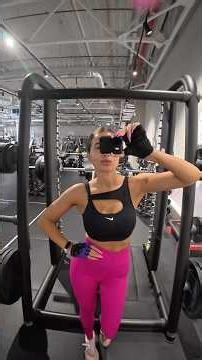 I wanna have fun while working out...and I am! 🩷💪