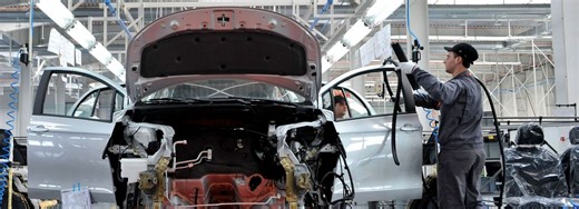 Assessing BYD (SEHK:1211) Valuation After Recent Share Price Weakness