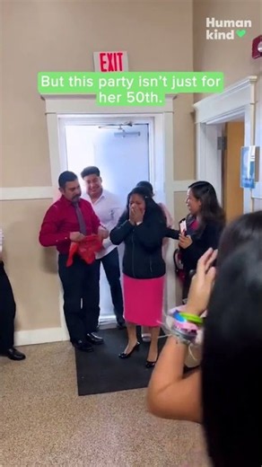 Mom moved to tears by her special birthday blindfold reveal