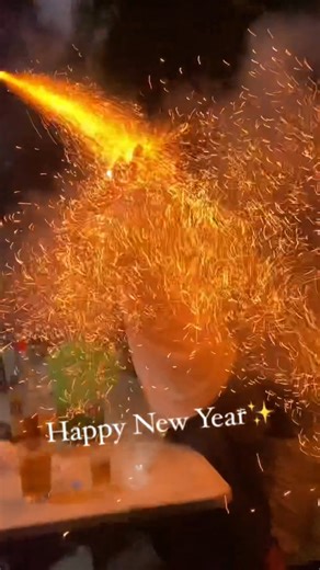 They still didn’t learn! 😭 Part 3 of this fireworks fails compilation brings even more funny and chaotic moments. New Year vibes are in full swing, but it’s best to watch and not try this yourself 😅 Who had the most epic reaction? 🎇 | Taga Kwento