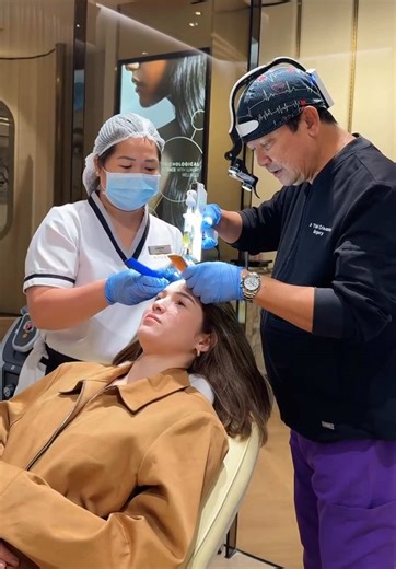@Barbie Imperial visited #FoleonHairClinic at #Aevitas to address slow hair growth. After a detailed consultation, she underwent Hair PRP using her own platelet-rich plasma to stimulate follicles, boost scalp circulation, and support stronger, healthier hair growth over time ✨ #BarbieImperial #AiveeLeaguer #TheAiveeClinic