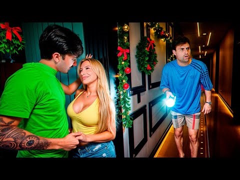 FLAGREI A DUDA DE MADRUGADA NA MANSÃO DE FÉRIAS!!