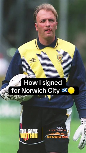 ‘Fergie had organised the contract for me’ ✍️ Full podcast with Bryan Gunn available to watch on YouTube 📺 #norwichcity #bryangunn #football #scotland #aberdeen
