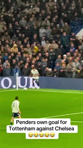 Penders own goal for Tottenham against Chelsea EPL . Chelsea vs Tottenham premier league match day live search results #kudus #tottenham #premierleague #chelsea #fyp