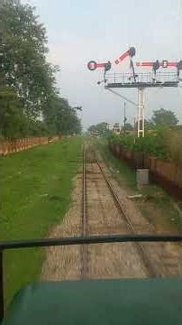 Live the fastest non stop train Green line express 6dn crossing through from Jhelum Railway station