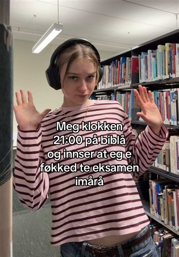 Dancing though life 🧚🏼Karl Marx kan ikke redde meg lenger 🥺🥺 #eksamen #norge #kristiansand #universitet #student