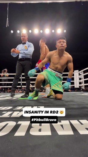 INSANITY IN ROUND 2! Nestor Bravo fires back and sends Isaac "Pitbull" Cruz to the canvas! 🚨🇵🇷