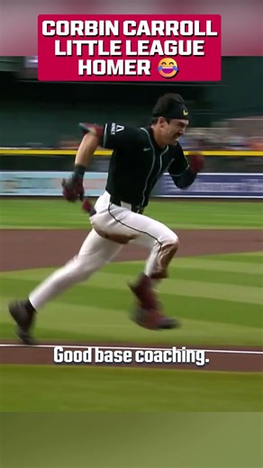 Corbin Carroll makes a HEADS-up play 😅