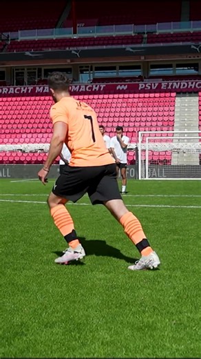 Die vrije trap van Arsenio tegen Duitsland