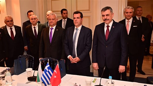 Βίντεο. Μεταναστευτικό: Τριμερής Ελλάδας-Τουρκίας-Βουλγαρίας με έμφαση στην αντιμετώπιση των διακινητών