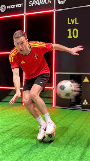Can Michiel Survive Every Level? 😳