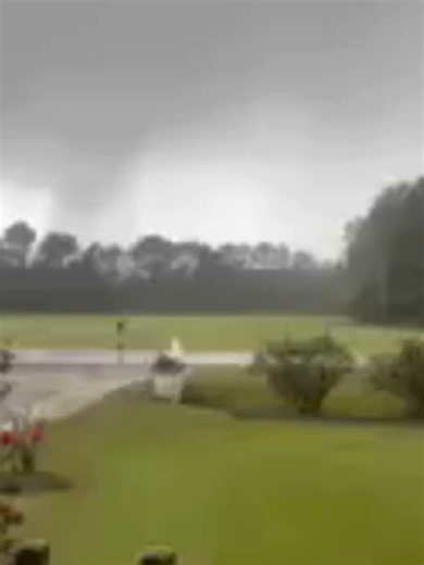 (10/12/26) A viewer-submitted video shows a possible tornado forming in the East Arcadia area on Sunday as effects from distant Hurricane Isaias brought severe storms to southeastern North Carolina. Got weather photos or videos? Share them with us on See It, Snap It, Send It on the WECT app or WECT.com 📷: Montrice King #wect #hurricaneisaias #tornadoes #stormdamage #weathertok