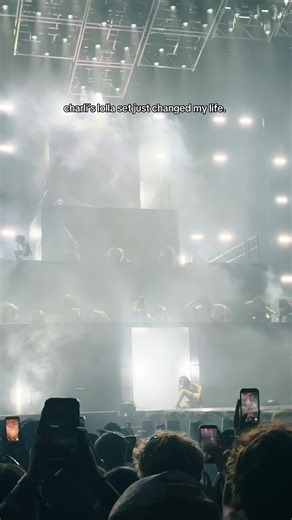 Charli XCX Lollapalooza set: “Oh My God” moment explained