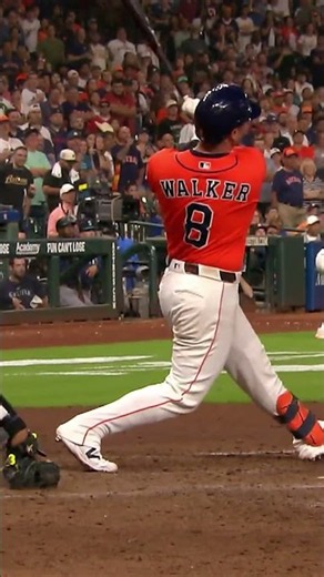 Christian Walker demolishes a walk-off 3-run home run 😱